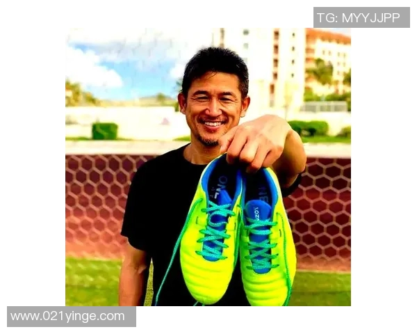 足球球星一双球鞋使用寿命揭秘 穿多久才合适对他们来说至关重要